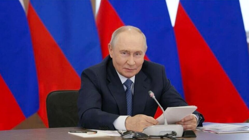 Путин Татарстанның жеті азаматына әртүрлі саладағы жетістіктері үшін марапаттар тапсырды