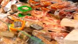 Российский блогер оценил ассортимент продуктов на рынке Казахстана