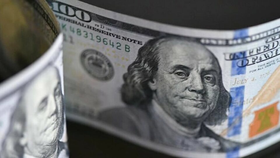 Курс доллара к рублю превысил ₽87: стоит ли инвестировать в валюту