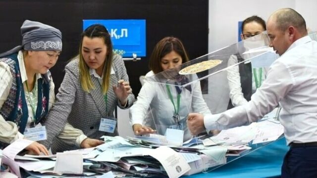Қазақстандағы сайлау: жаңа Конституция және бір палаталы парламент