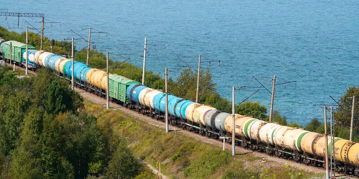 Казахстанская нефть переходит на экспорт в Китай из-за атак на КТК