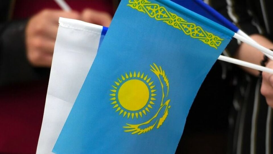 Лавров және Тлеуберди Қазақстан-Ресей қатынастарын дамыту мәселелерін талқылады