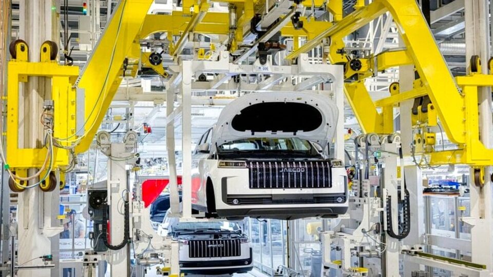 JAECOO J5 және J7 PHEV жаңа модельдері: Алматыдағы автосборкадағы технологиялық революция