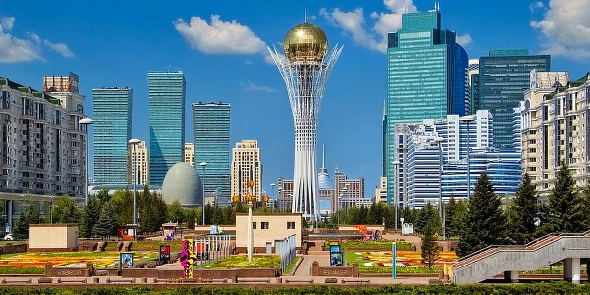 Казахстан предложил свою площадку для переговоров между Россией и Украиной
