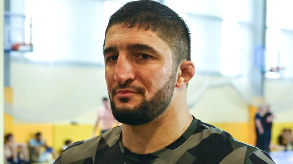Российские борцы стартуют на чемпионате мира в Астане с флагом и без визовых проблем