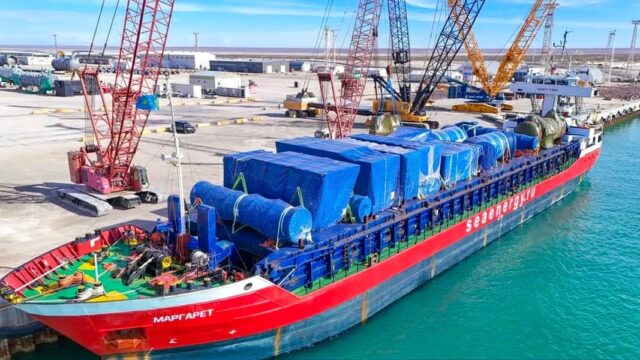 КазМунайГаз получил первую партию оборудования для газоперерабатывающего завода в Жанаозене