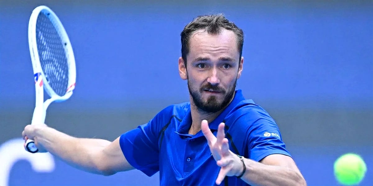 Четвертьфиналы турнира ATP в Алматы: Медведев против Атмана